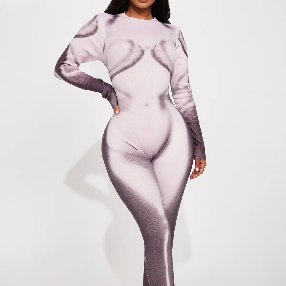 NWT Fashion Nova No Temptations Silhouette Sweater Jumpsuit Pink/combo Sz L - Picture 8 of 9